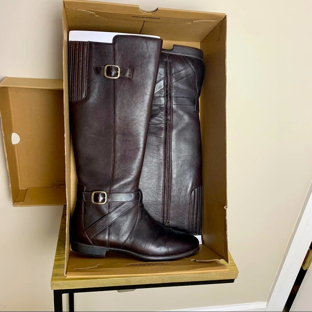 UGG Beryl Tall Riding Boots NEW w/box size 8
